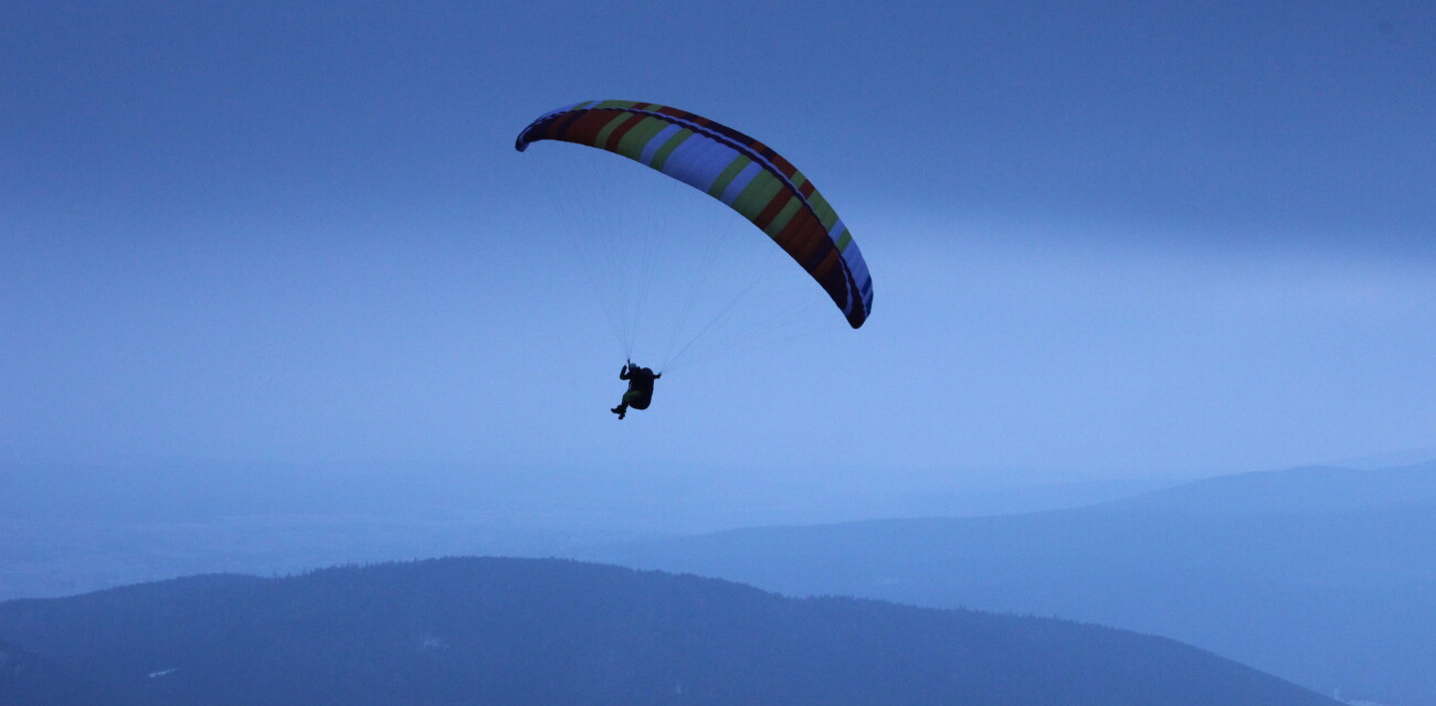 Paragleiter Hohe Wand c Melanie Salzl